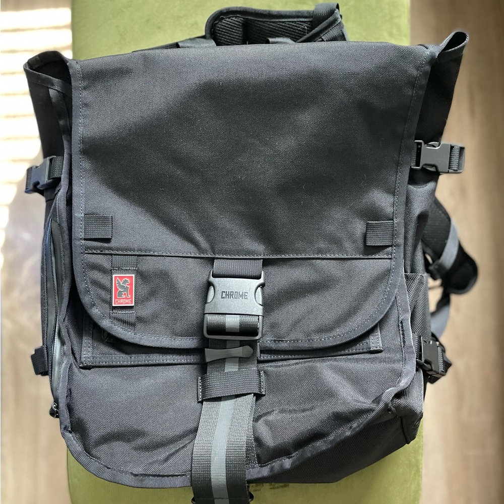 Chrome Industries Warsaw MD Bag - Black
